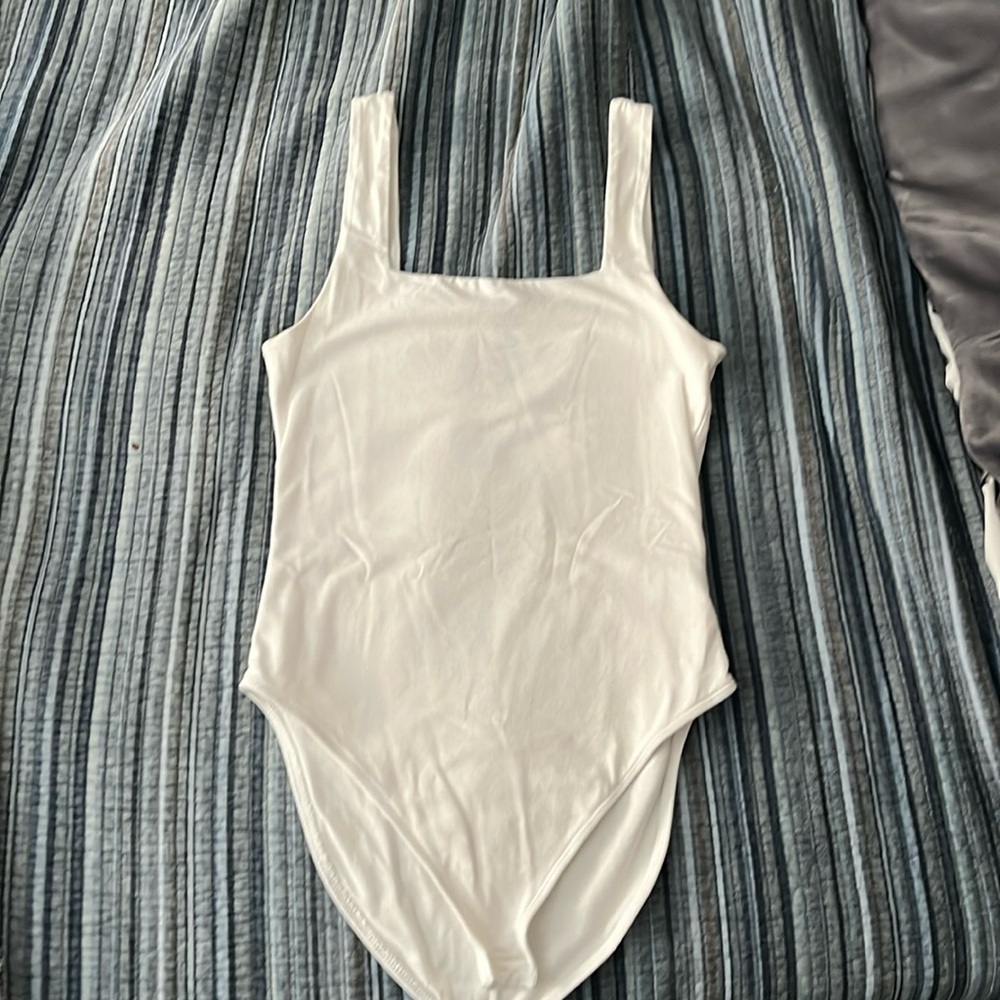 Old navy tank top bodysuit small